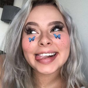 Meet your Posher, Kylie